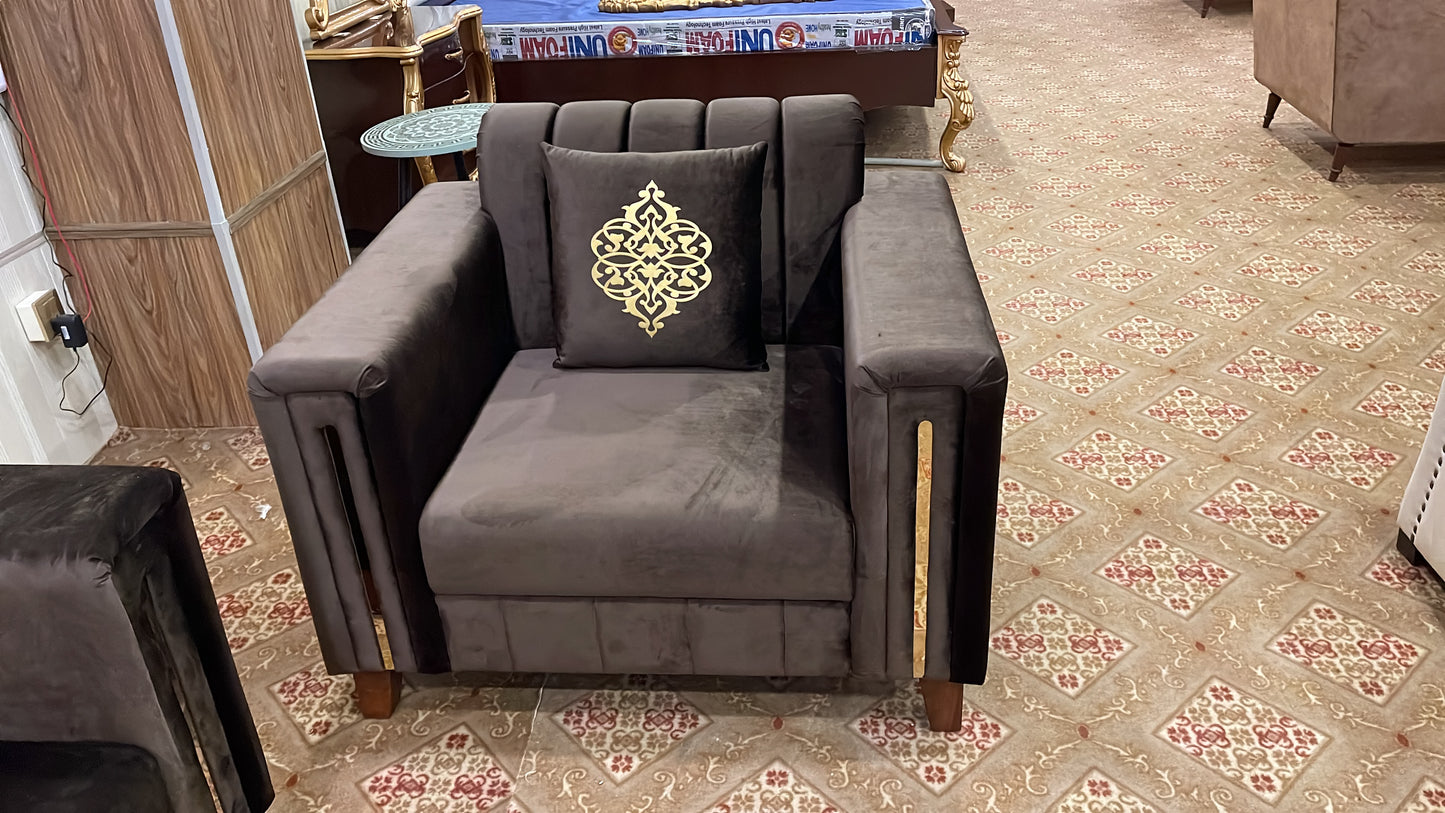Decent Sofa set